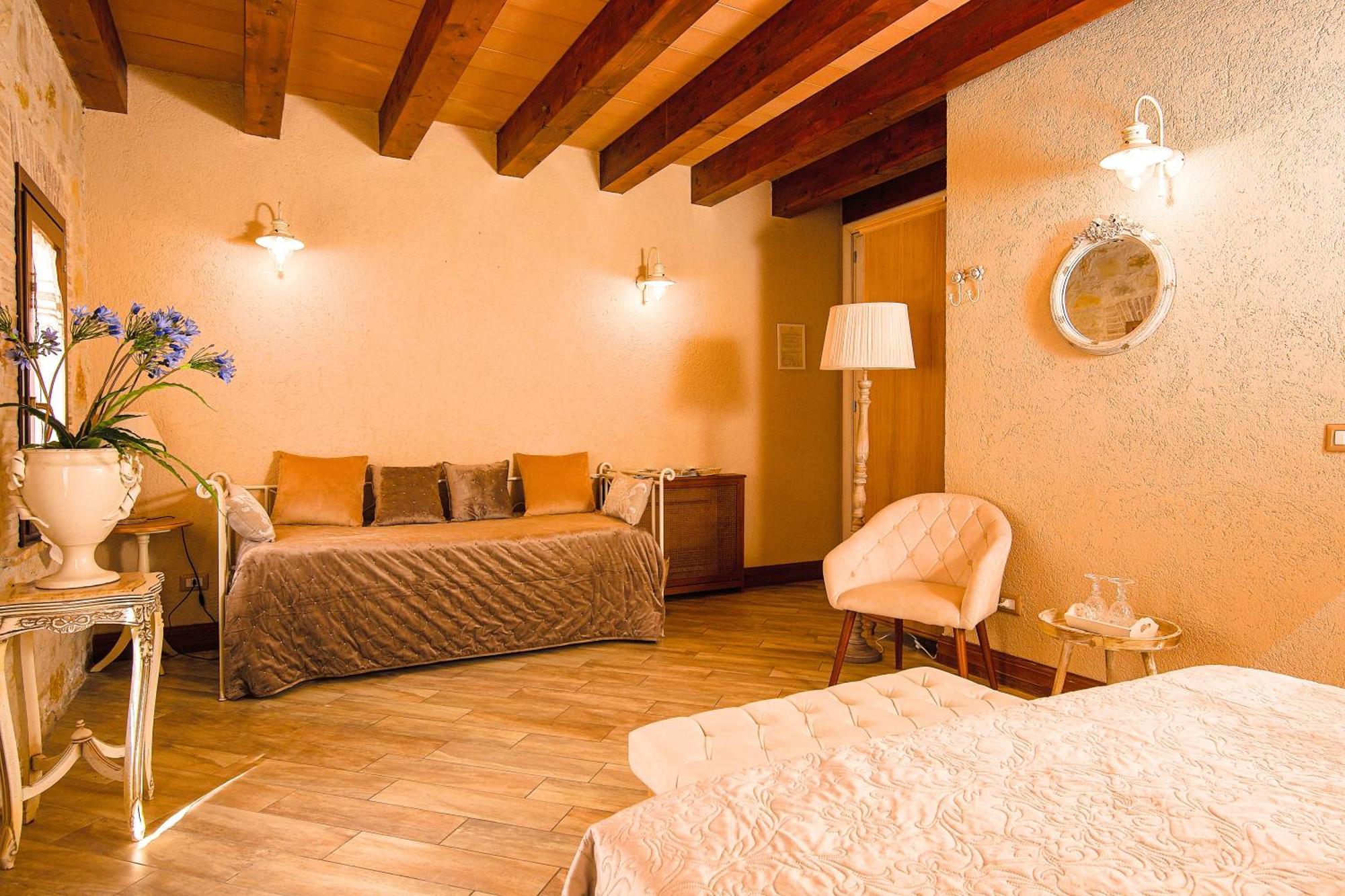 Relais Garden Cactus B&B 파바라 외부 사진