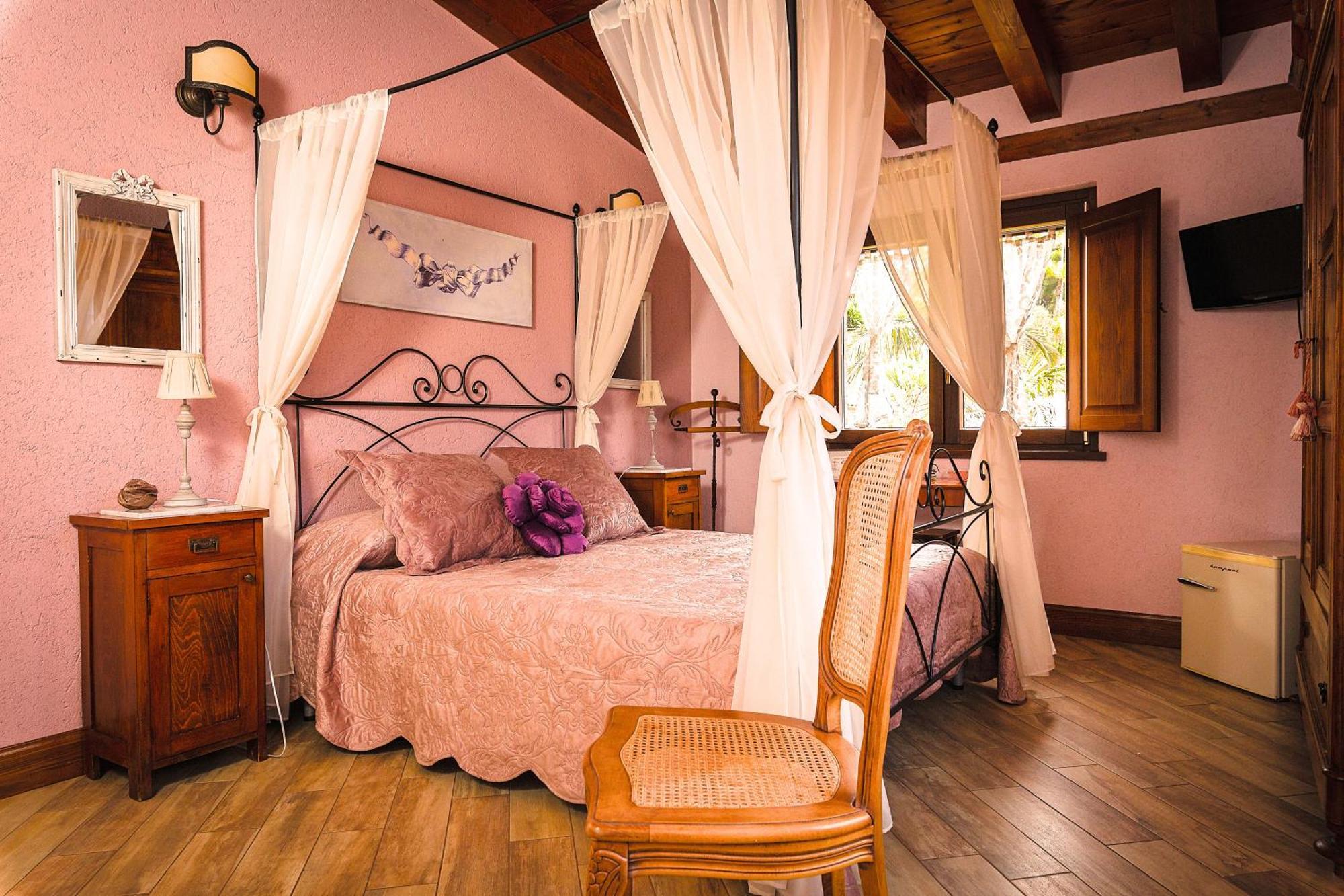Relais Garden Cactus B&B 파바라 외부 사진